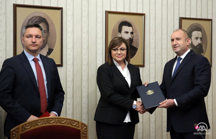  Bulgaristan'de hükümet kurma görevini Bulgaristan Sosyalist Partisi'ne verildi