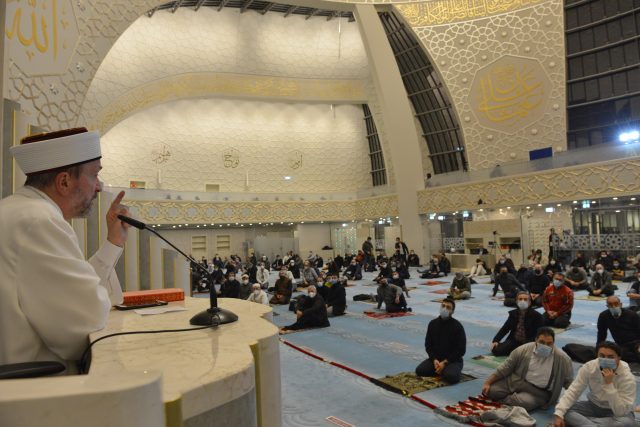 Köln DİTİB Merkez Camii’nde Mevlid Kandili idrak edildi