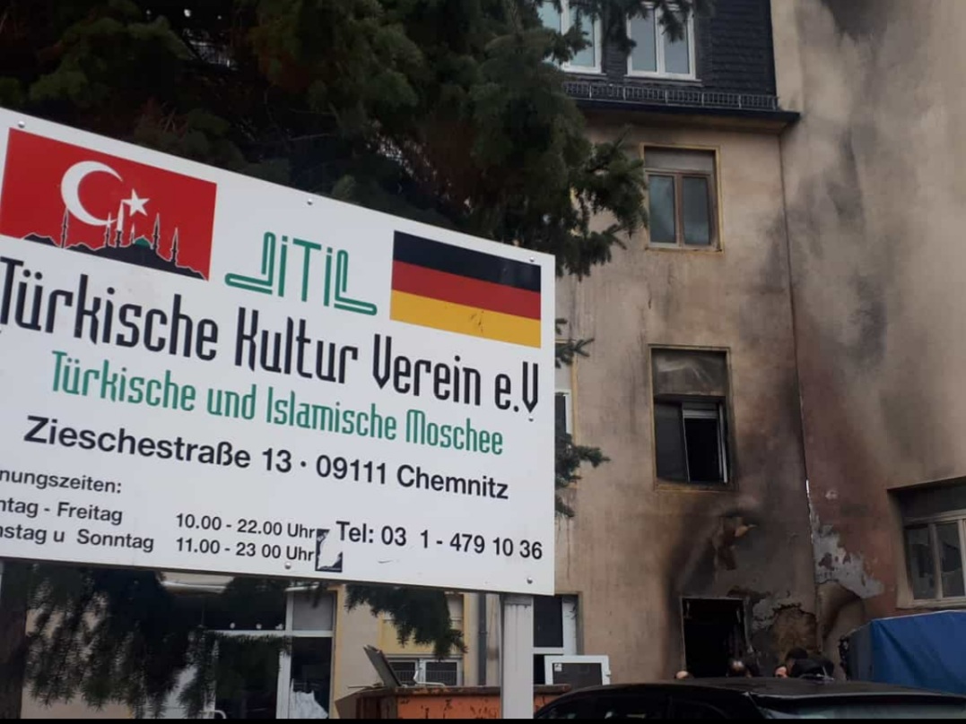 Almanya’nın Chemnitz kentinde DİTİB’ bağlı Fatih Camii’nde kundaklama şüphesi