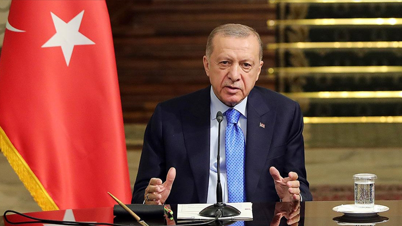 Cumhurbaşkanı Erdoğan: Güvenliğimize kast eden şer odaklarını Suriye'den söküp atmakta kararlıyız