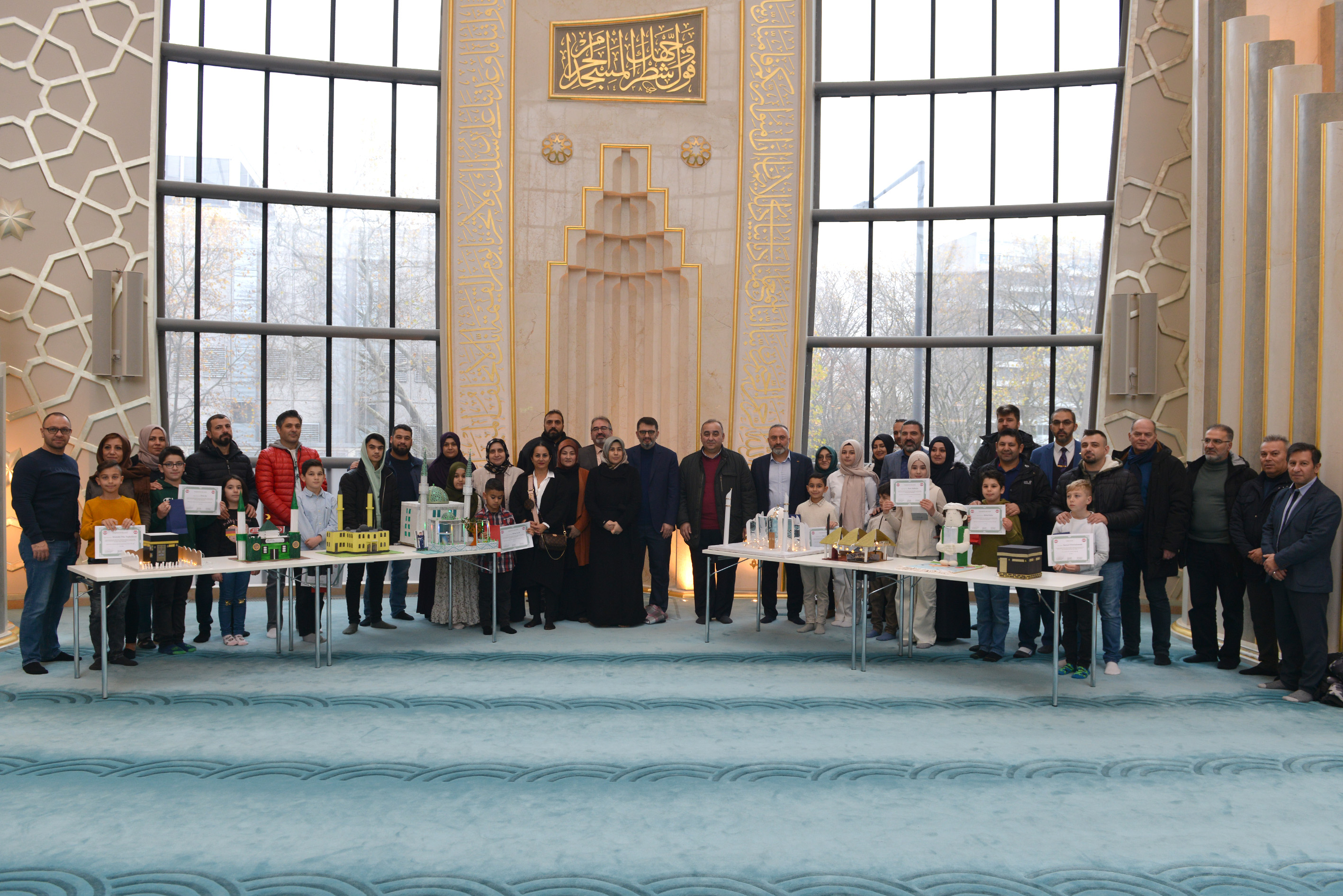 Öğrenciler “İslami Semboller Maket Yarışması”nda el becerilerini ve hayal güçlerini sergiledi