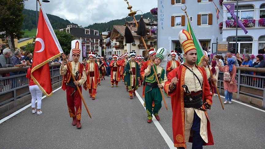 İtalya’da 300 yıllık Türk köyü ve Türk festivali: Moena 