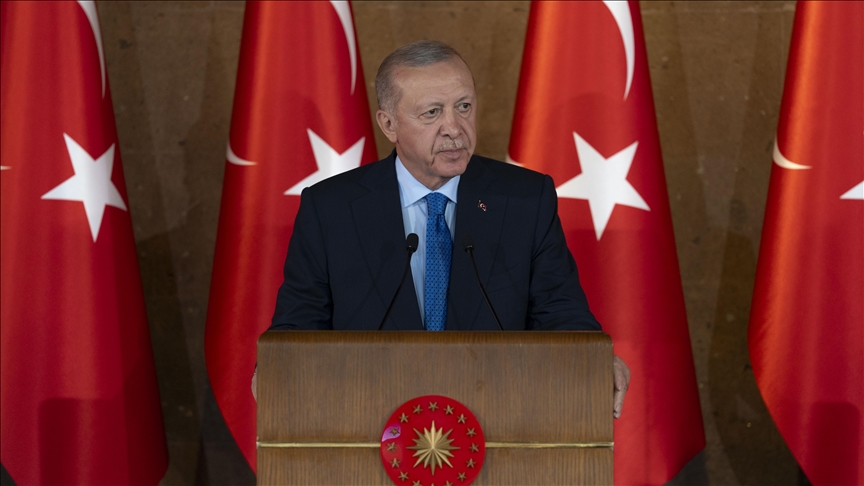 Cumhurbaşkanı Erdoğan: “Gurbetçilerimize hakaret edenlere asla müsamaha göstermeyiz”