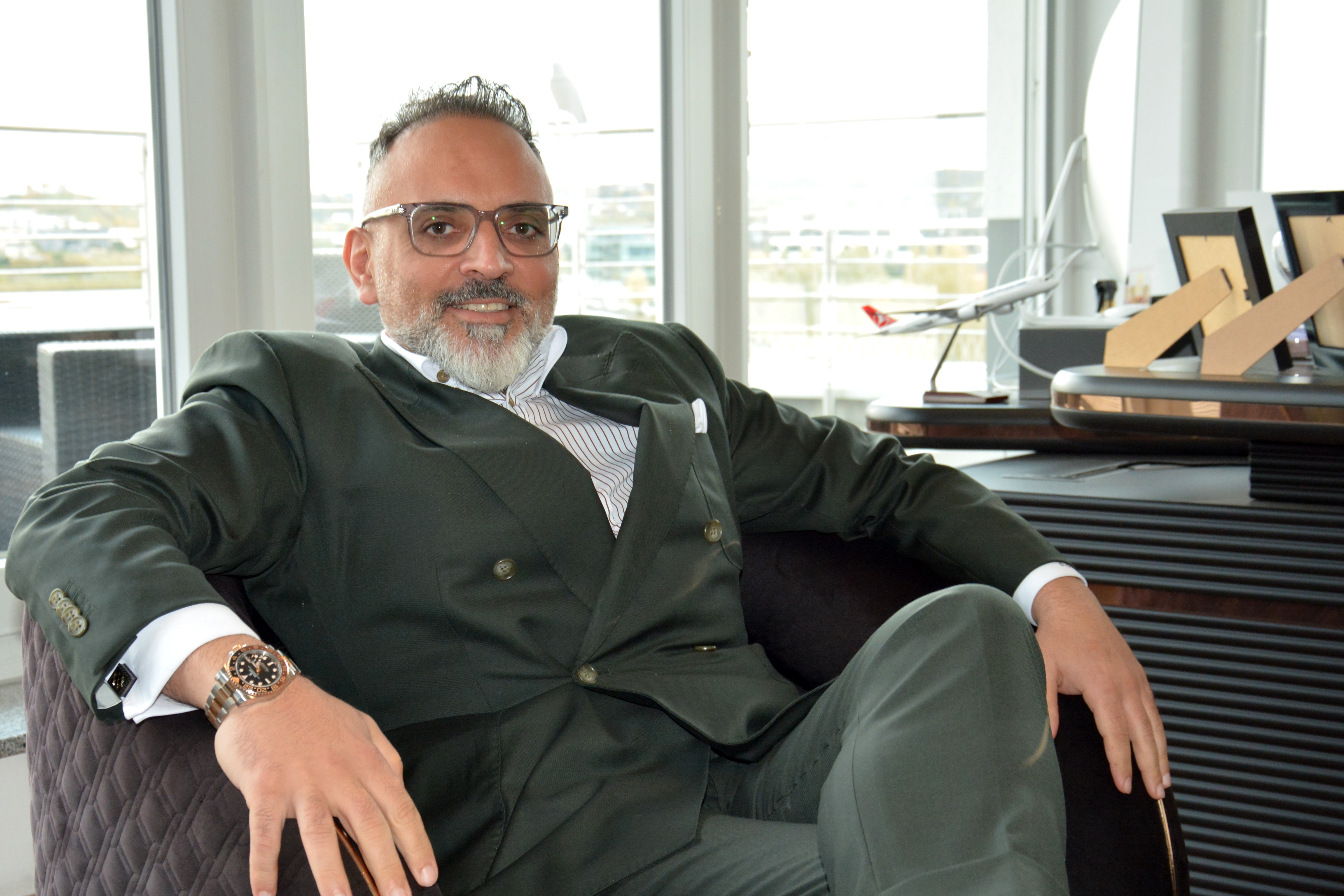 NRW’de Türk futbolu için yeni dönem: Ömür Turhan sahada