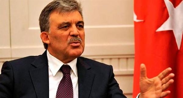 Abdullah Gül: Hemen vazgeçin ve kışlalarınıza dönün