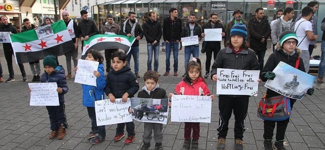 Almanya'da Halep protestosu
