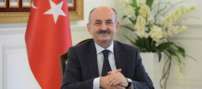 Batı Trakyalı Dr. Mehmet Müezzinoğlu yeniden bakan oldu