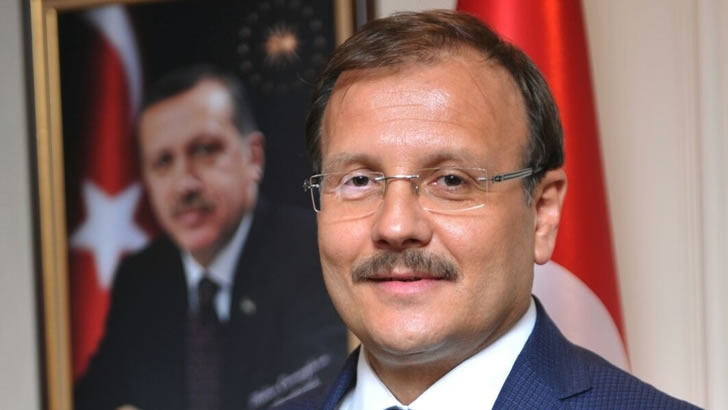 Batı Trakyalı hemşehrimiz Hakan Çavuşoğlu yeniden milletvekili seçildi