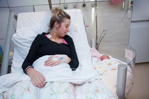 Hollanda’da yeni doğum yapan annelere özel yatak