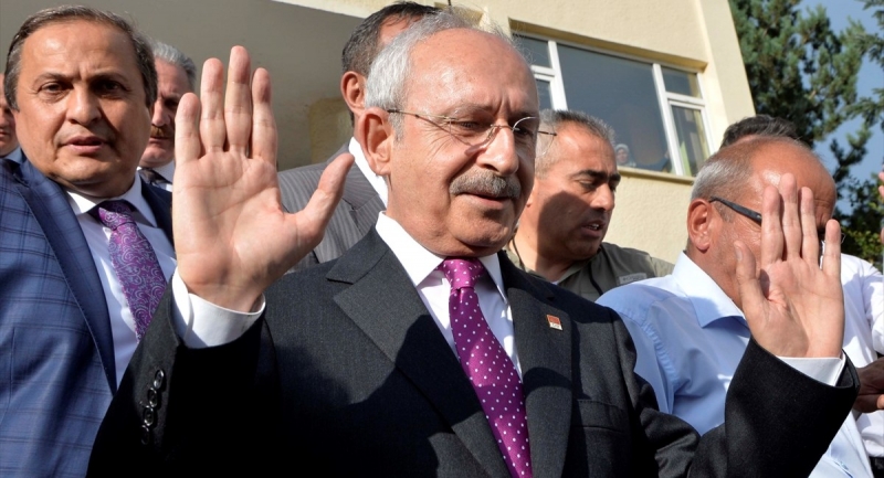 Kılıçdaroğlu'nun konvoyuna silahlı saldırı