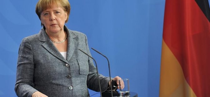 Merkel: Darbe girişimi kabul edilemez