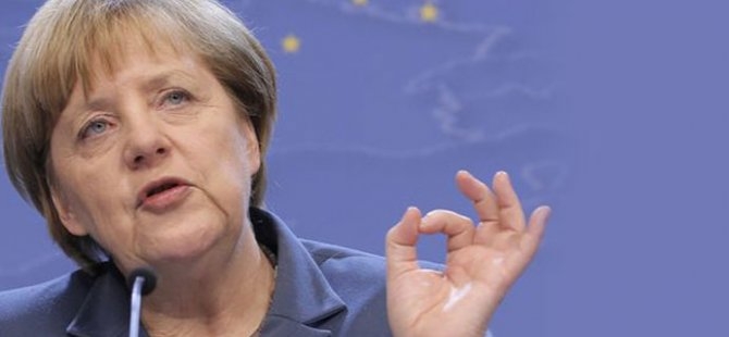 Merkel'den Türk kökenlilere sadakat çağrısı